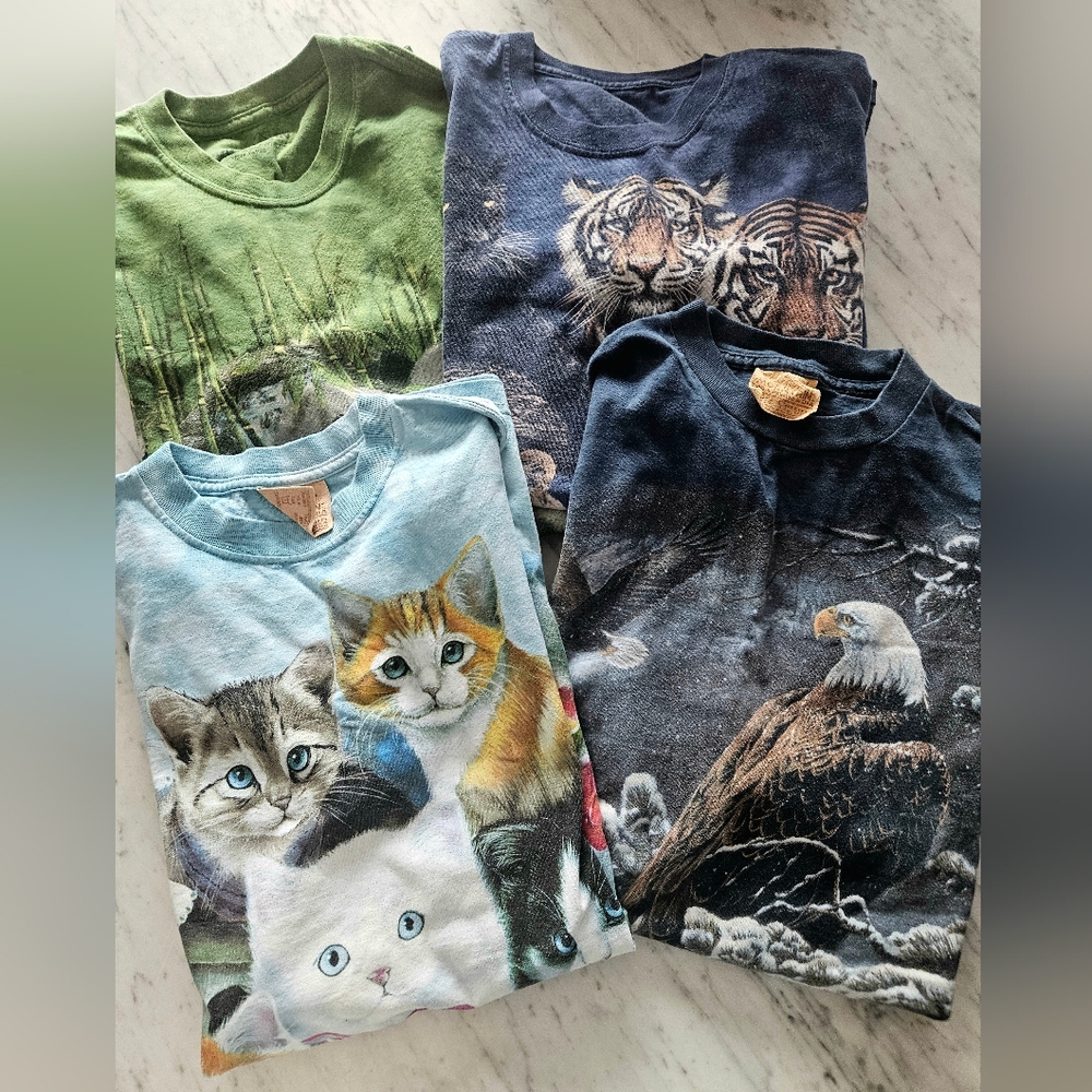 The Mountain Vintage Tshirt Lot.‎ Mens Sz Large